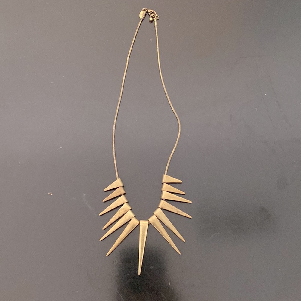 Deep gold point necklace